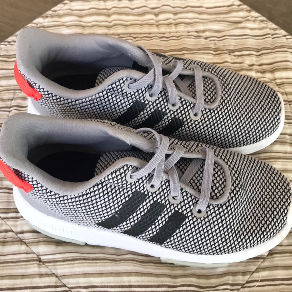 Adidas toddler runners
